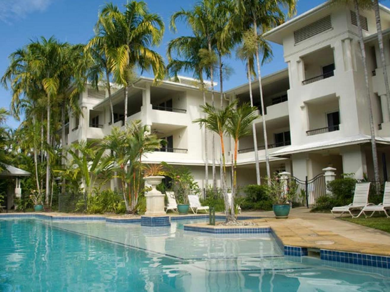 Mandalay Luxury Beachfront Apartments Port Douglas Exterior photo