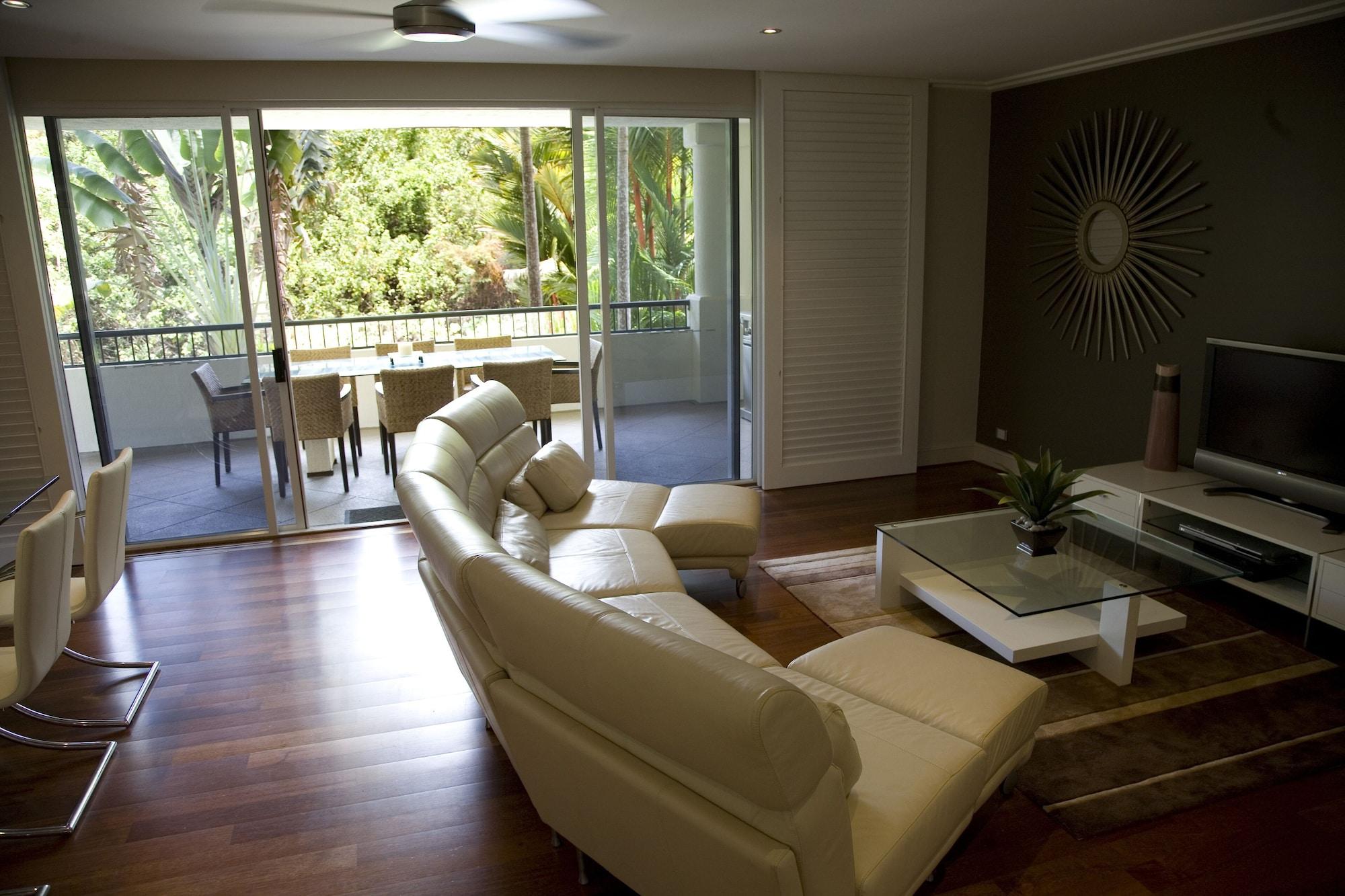 Mandalay Luxury Beachfront Apartments Port Douglas Exterior photo