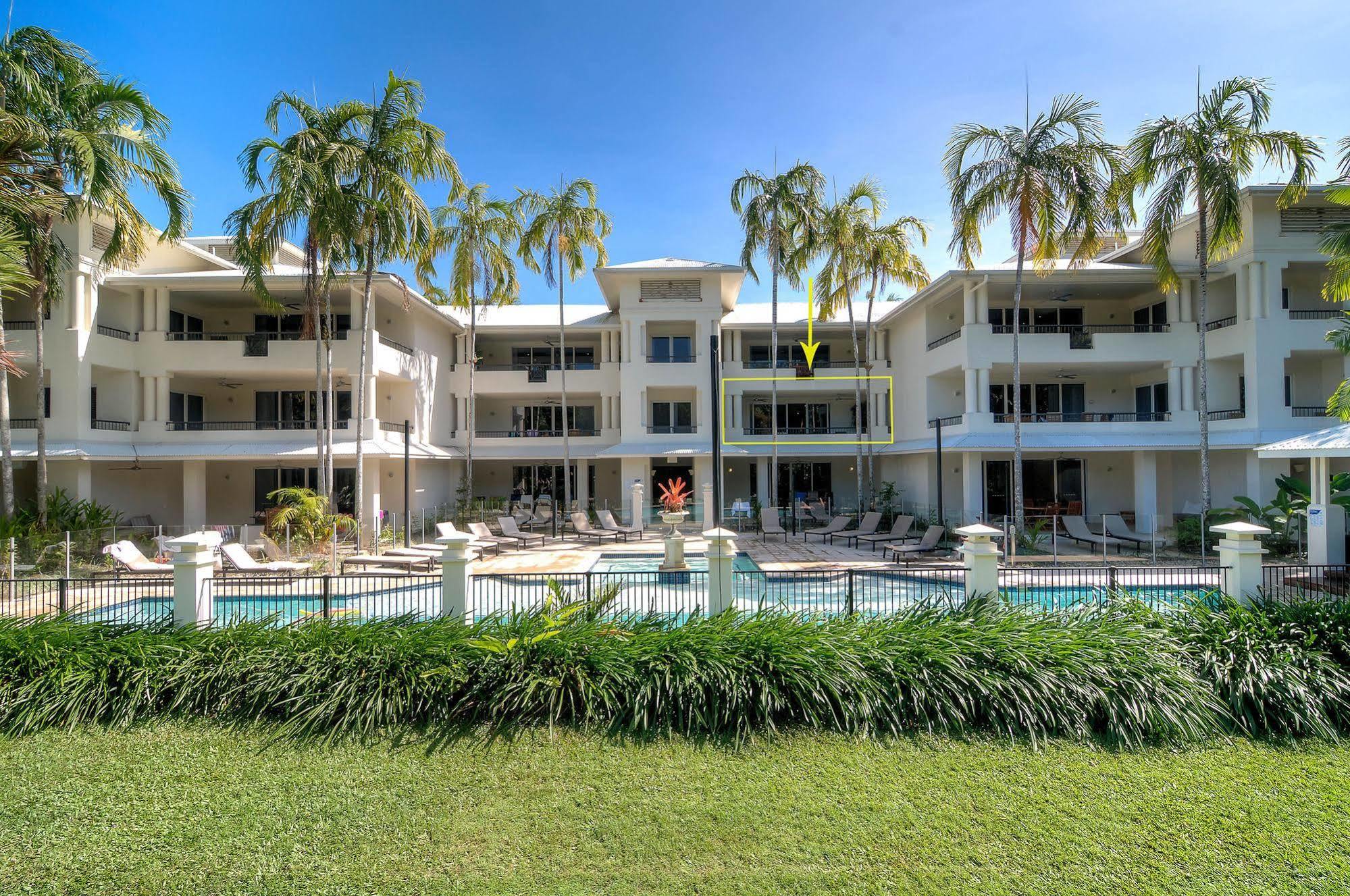 Mandalay Luxury Beachfront Apartments Port Douglas Exterior photo